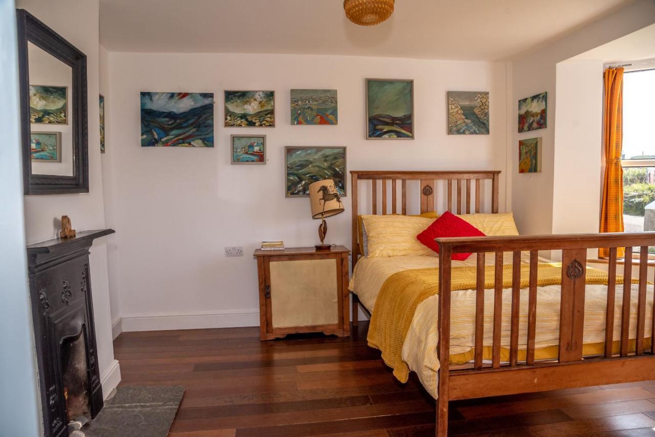 Finest Retreats - Western Watch - Sea Views, Pets Accepted, Sleeps 6 Lower Boscaswell ภายนอก รูปภาพ